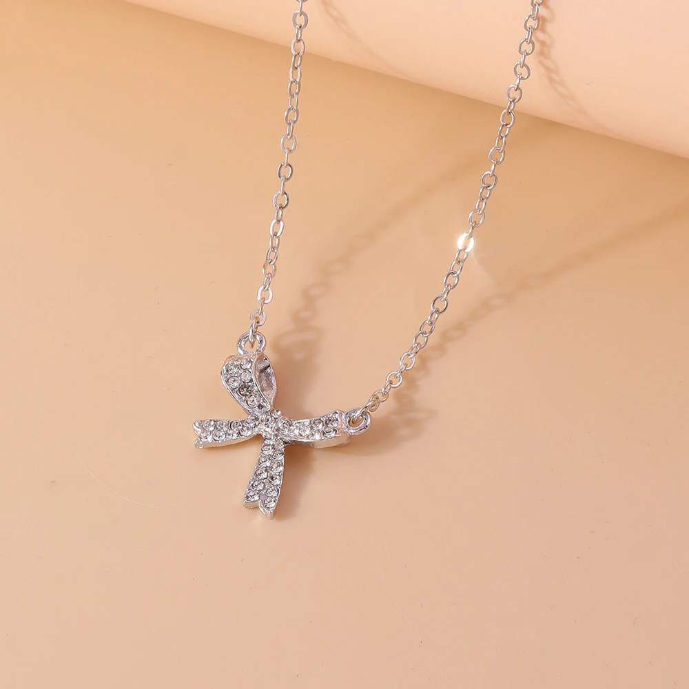Aihua Minimalistische Gold Silber Farbe Kristall Bowknot Anhänger Halskette für Frauen Geometrische Schlüsselbein Ästhetische Halskette Geschenke – Detail 6