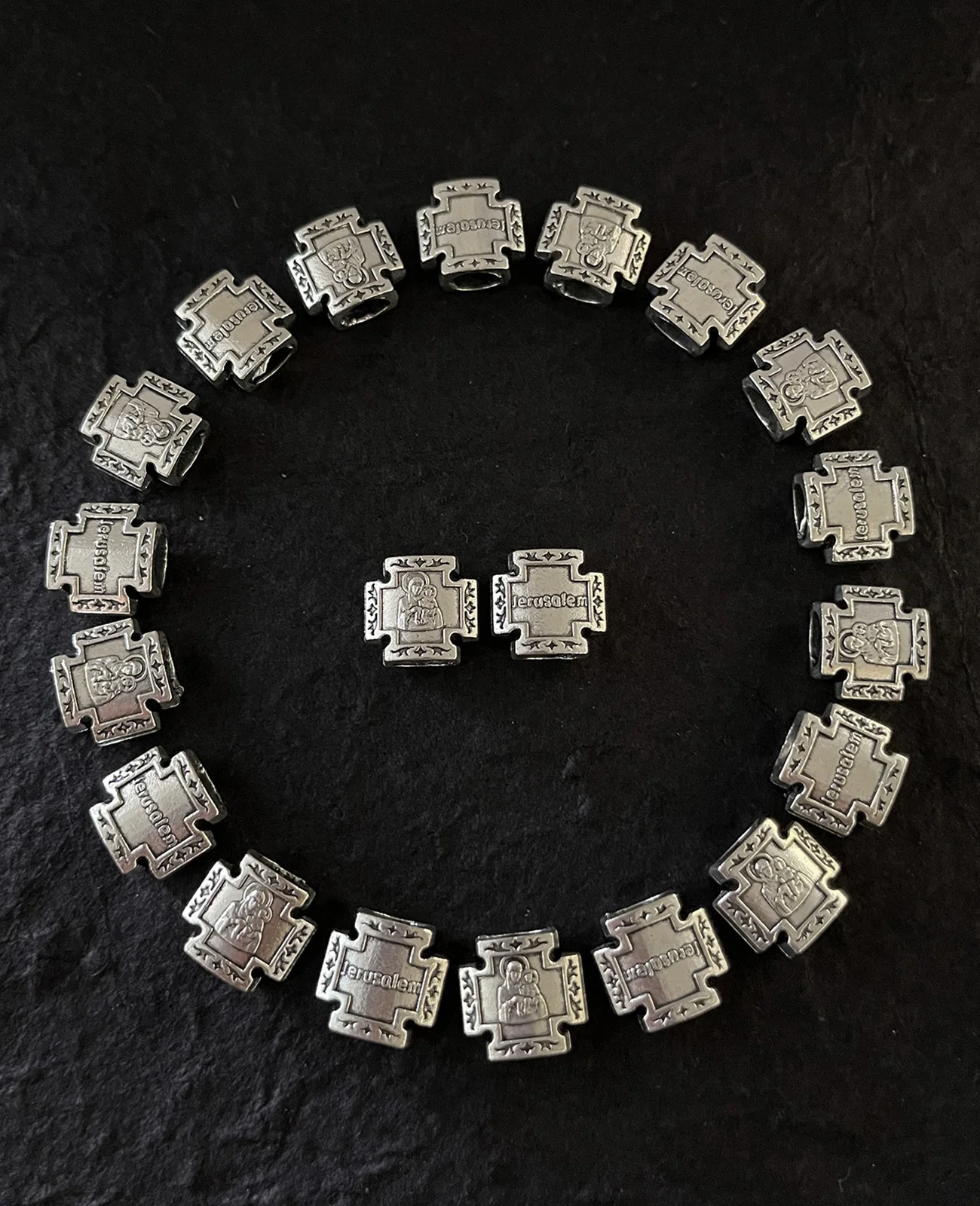 Diyalo 20 Stück Säugling Jesus Jerusalem Kreuz Heilige Maria Spacer Perlen für DIY Armband Halskette Rosenkranz Rosenkranz Schmuckherstellung Teile – Detail 3