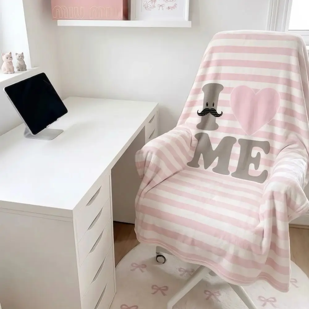 Cute Vintage Japanese Moustache Pattern Blanket, Pink Stripe Flannel Light Thin Air Condition Blanket for Couch Car Travel Nappi
