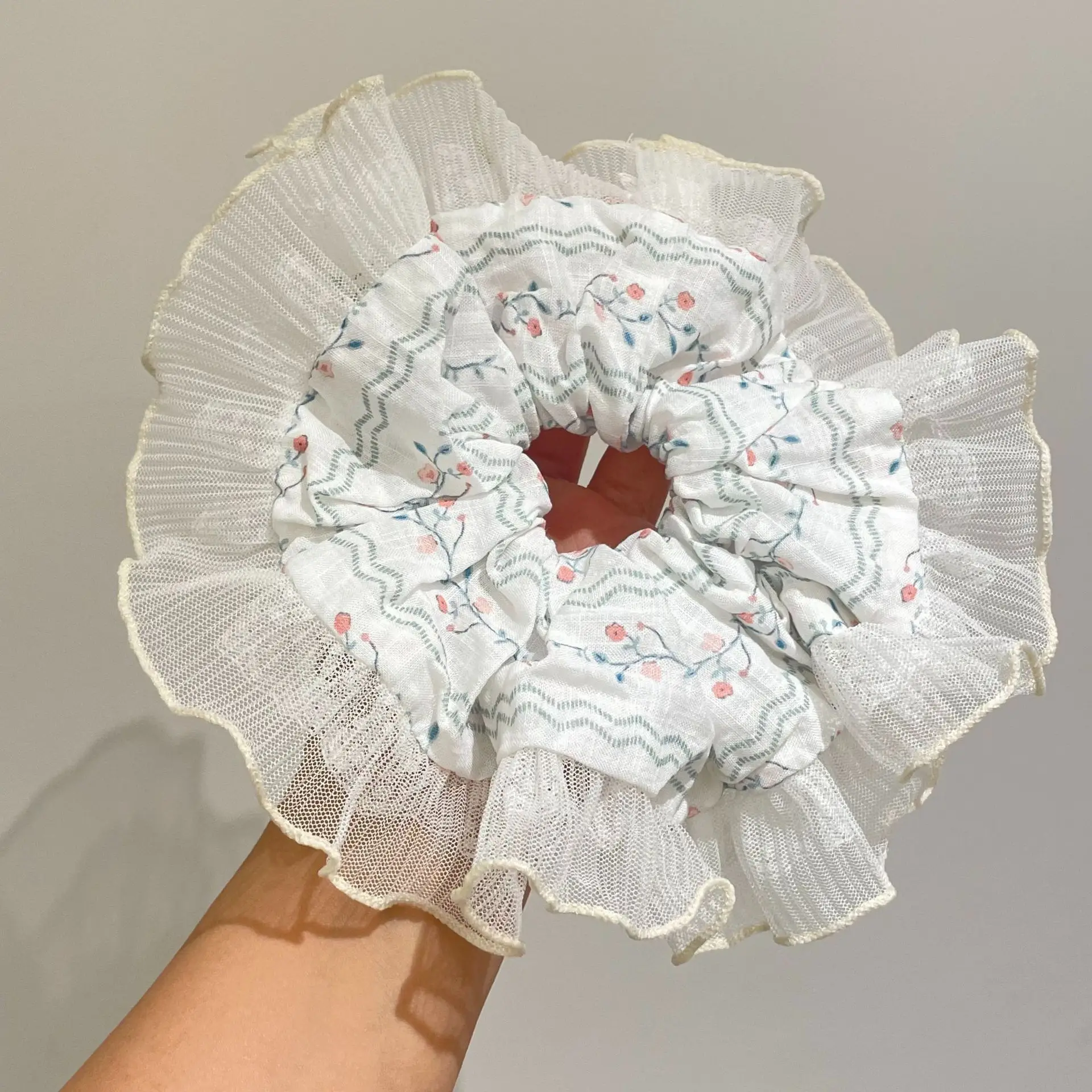 

FWLCQN 1PC Lace Velvet Large Intestine Headband Printed Lace Hair Ties for Woman Girls Summer Fashion Hair Accessory Headband