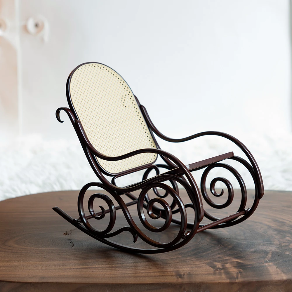 تصميم مجموعة شخصيات متحف الأثاث الصغير كرسي هزاز Honet #4