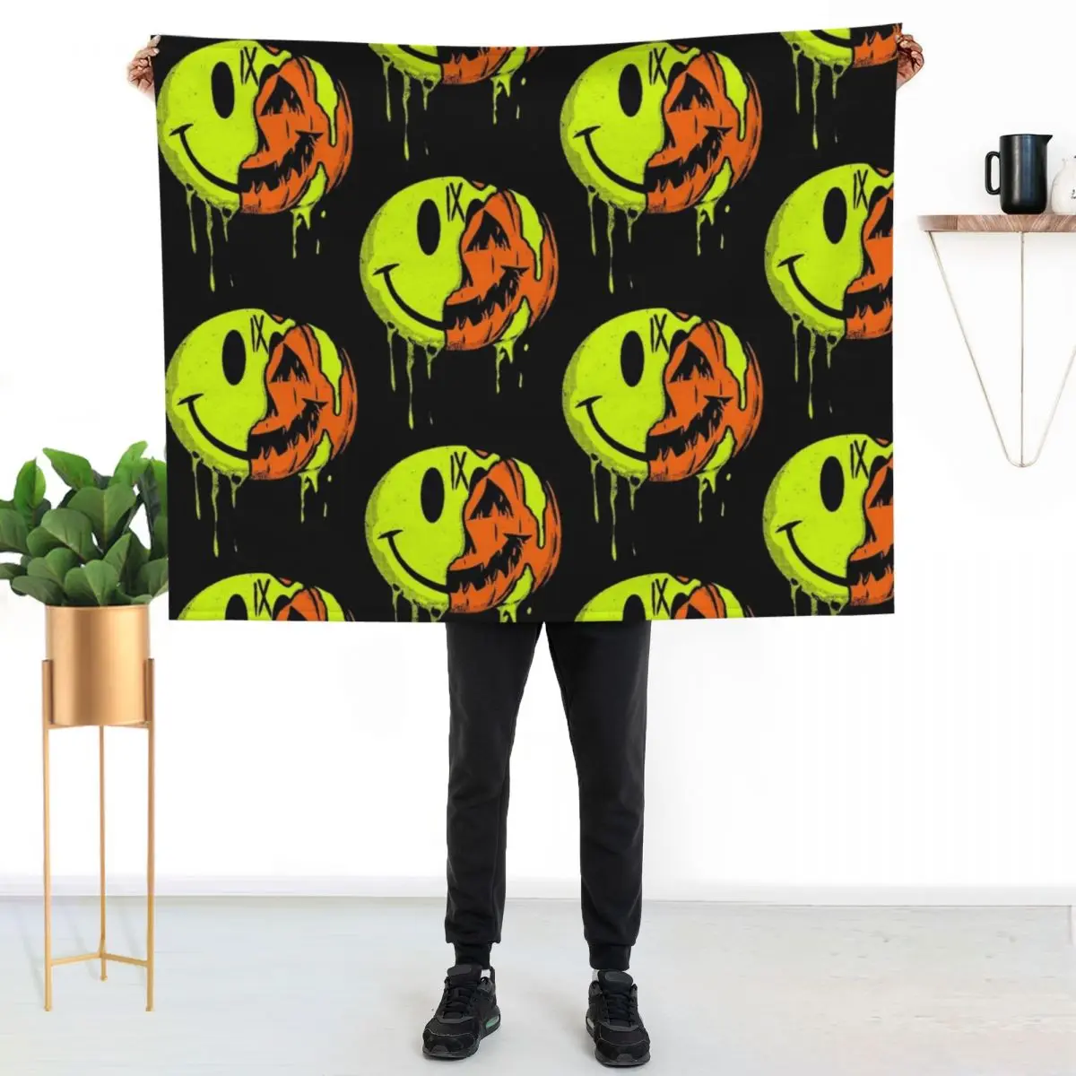 glossy smile Throw Blanket Soft Big Fashion Sofas Sofa Throw Sofa Quilt Vintage Custom Blankets