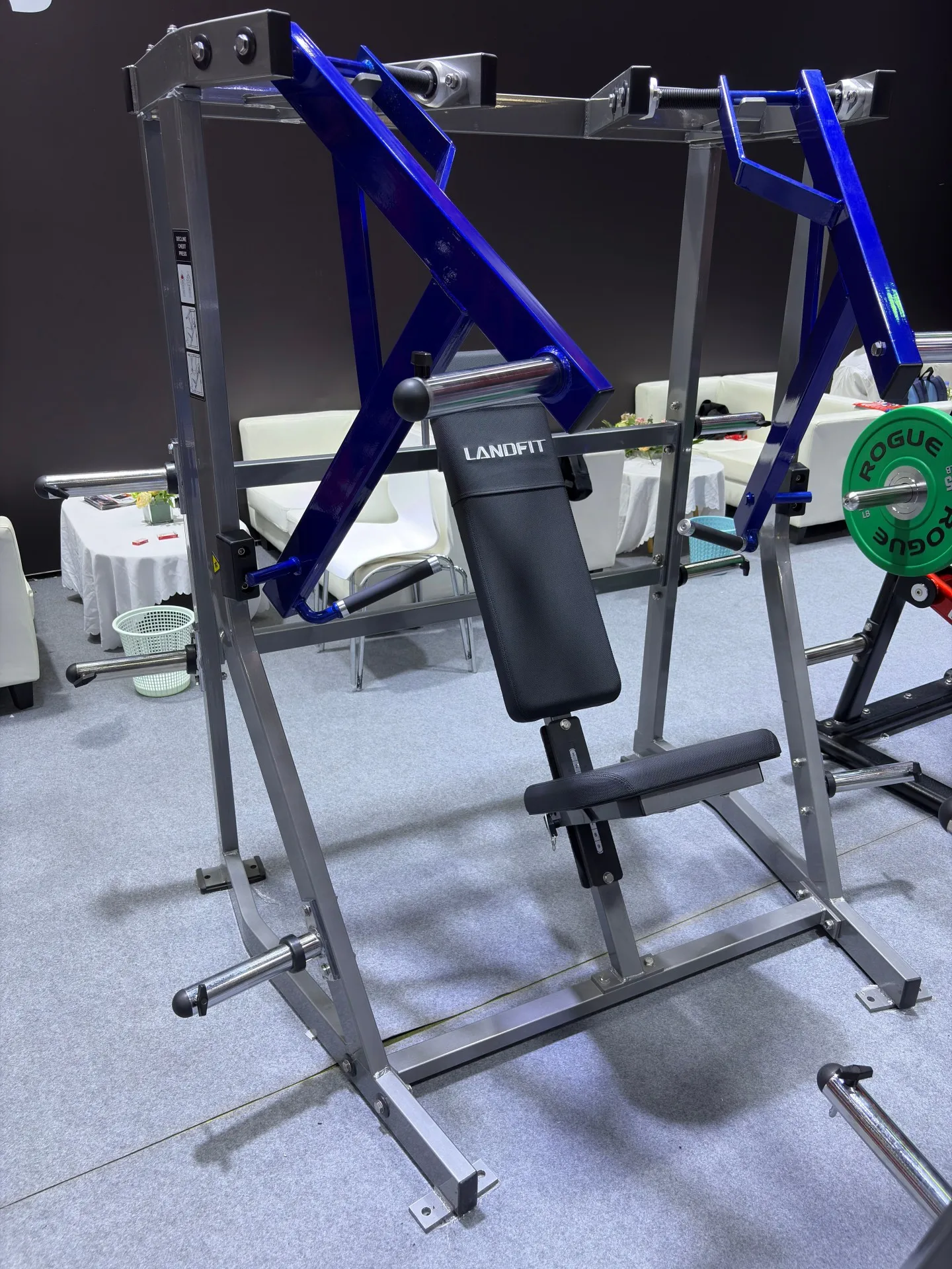 2025 معدات الصالة الرياضية عالية الجودة معدات تدريب القوة لوحة محملة آلة مغو #5