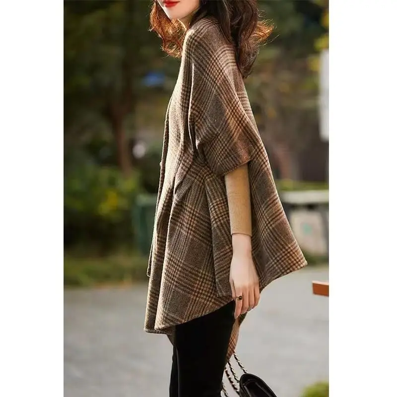 Woll mantel Frauen neue lose vintage plaid Western-stil Französisch cape mantel in herbst und winter 2023 casual mantel weibliche tops