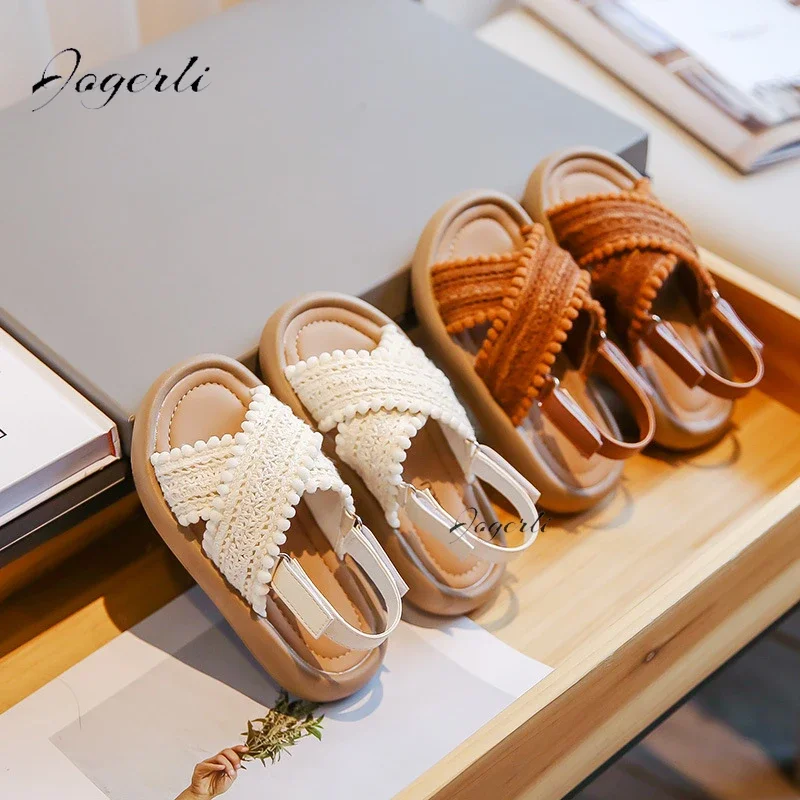 Mädchen National Wind Sandalen 2024 Sommer neue lässige Retro-Strands chuhe mit weichen Sohlen für Kinder Schüler Schul wohnungen