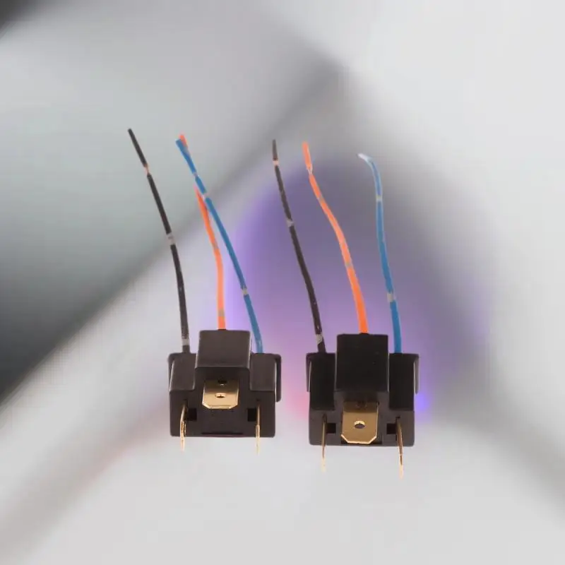 New 2/4PCS Car Headlight Fog Lamp Male Adapter Socket Wiring Harness H4 Bulb Socket Male Adapter Connector