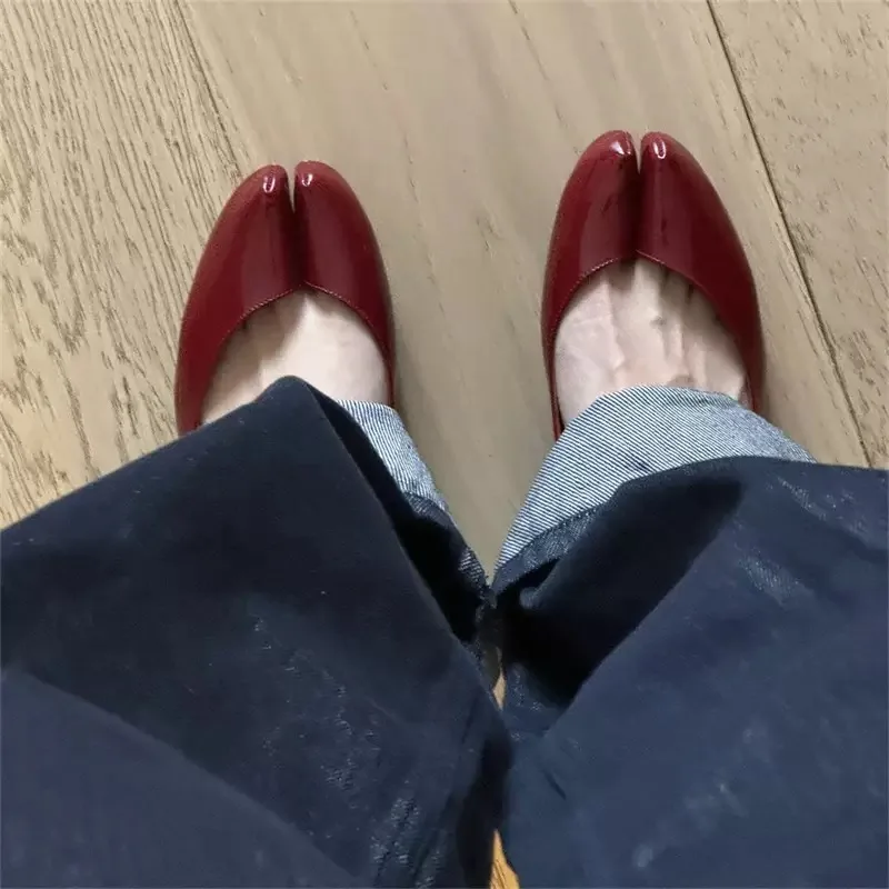 

Wine Red Patent Women Shoes Designer Mary Jean Shoes 2025 Ins Street Women Pumps