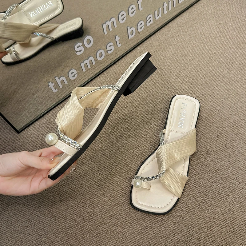 

Женские тапочки, повседневные пантофле, блестящие шлепанцы, резиновые шлепанцы, роскошные новые желейные мягкие гавайские туфли на плоской подошве из искусственной кожи с блестками