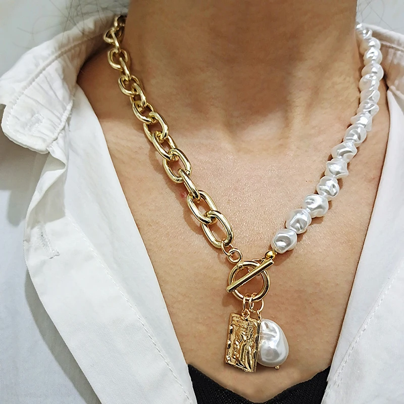 Temperament Special-shaped Pearl Necklace Jewelry Women Vintage Baroque Alloy Figure Square Card Necklace