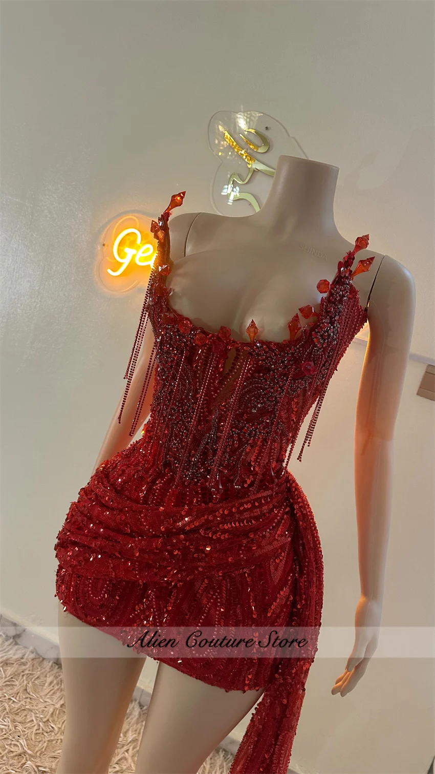 Luxury Short Red Prom Dress 2026 Beading Gems Birthday Party Diamonds Cocktail Senior Homecoming Party Dresses Customized