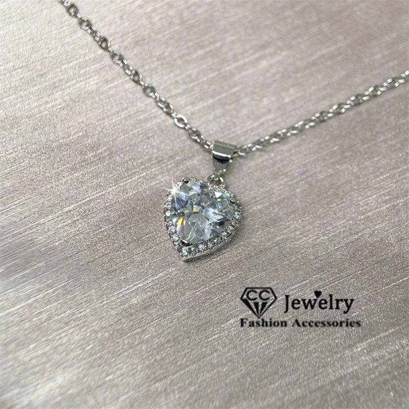 CC Silver Color Necklaces For Women Heart Shaped Pendant with 45cm Chain Romantic Fashion Accessory Party Jewelry Colar CCN107