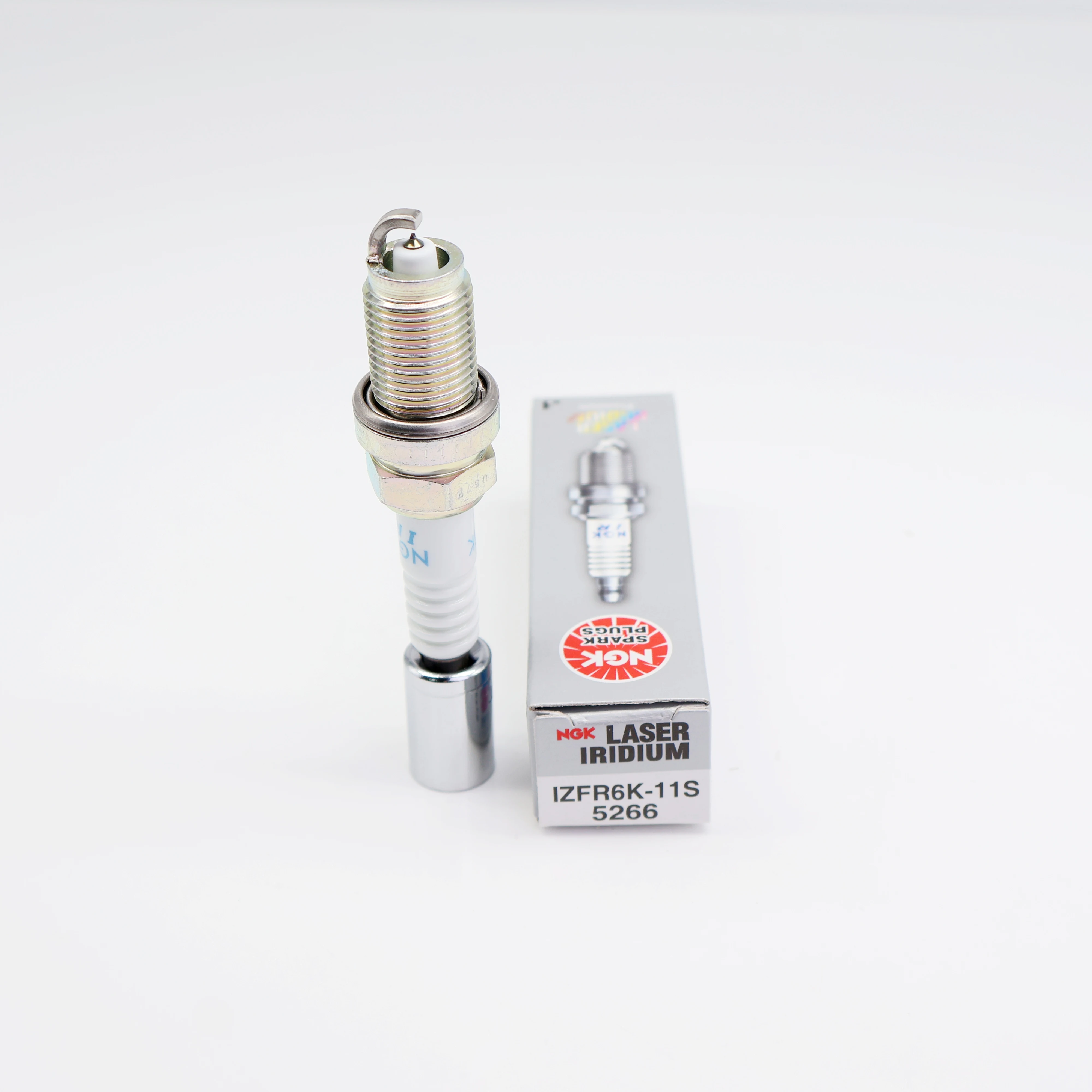 หัวเทียน NGK Laser Iridium รุ่ - Ngk Spark Plug Laser Iridium บทวิจารณ์และราคา