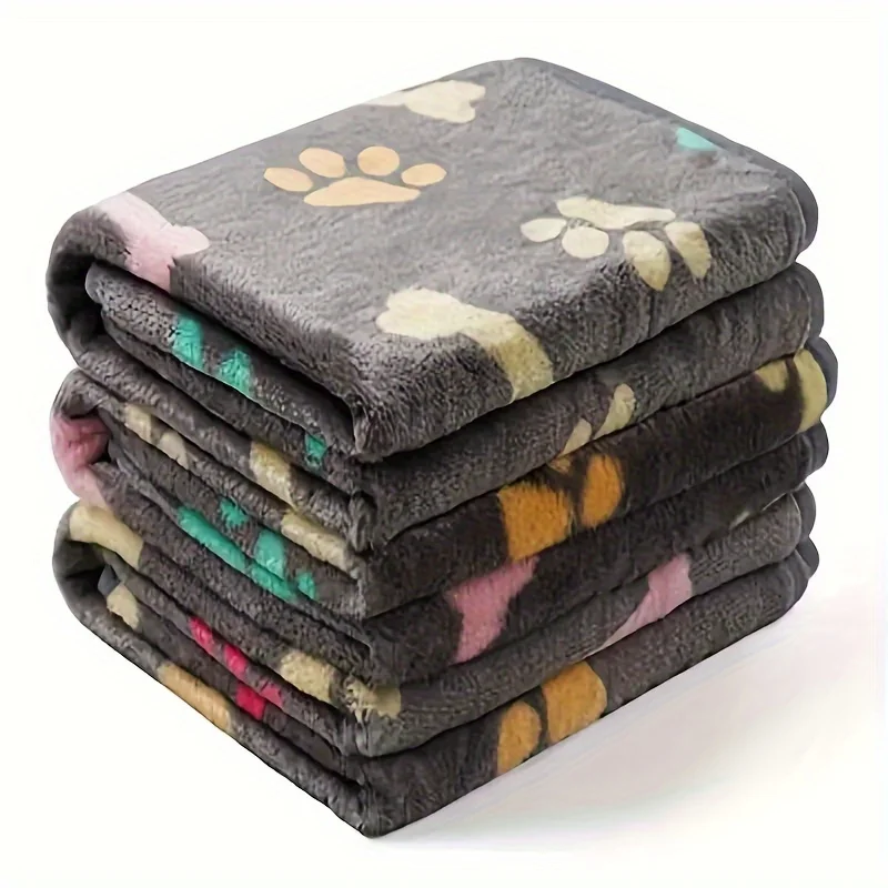 1-pack of Soft and Comfortable Pet Flannel Blankets with A Bone Pattern