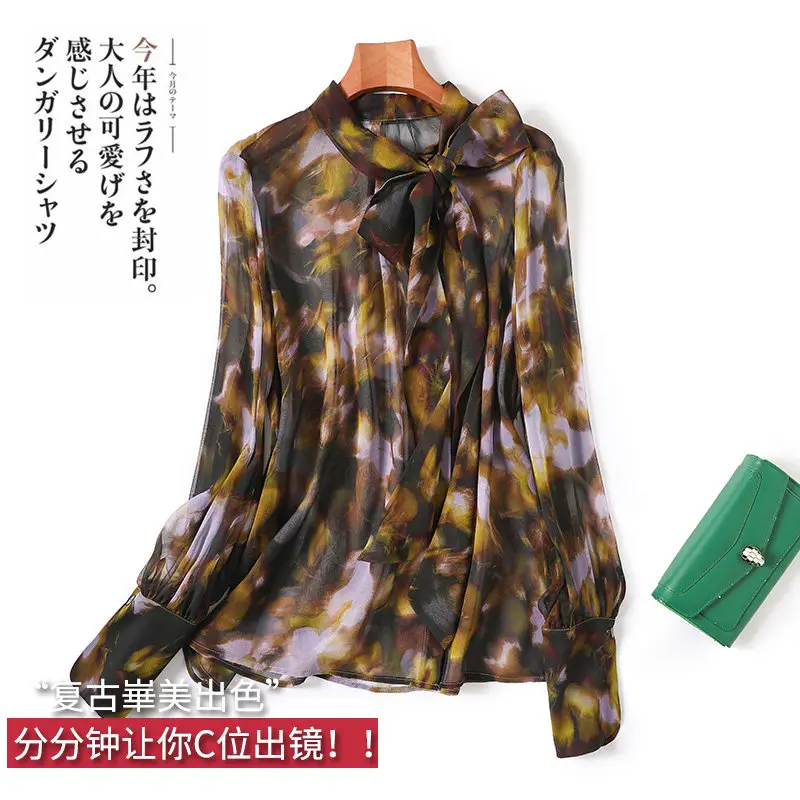 

Новая ретро-красота выглядит выдающимися образцами стиля! Рассчитываете на то, что вы будете выглядеть в позе C уже через минуты~ Натуральная шелковая женская рубашка с длинными рукавами, весенняя коллекция.