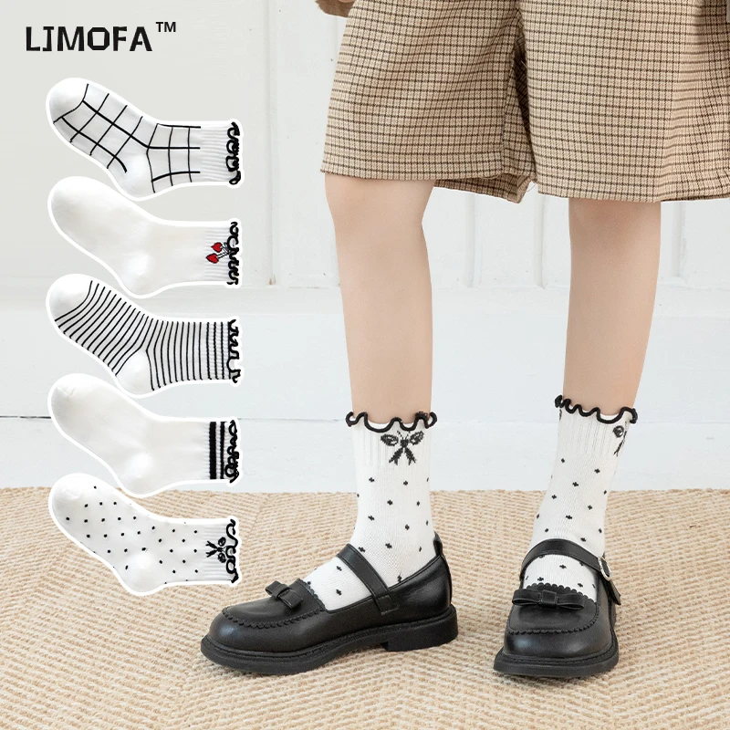 

5 Pairs Girls Middle Tube Socks Casual Fashion White Wave Point Stripe Sock Harajuku Kawaii Socks Girls Ankel Socks Four Season