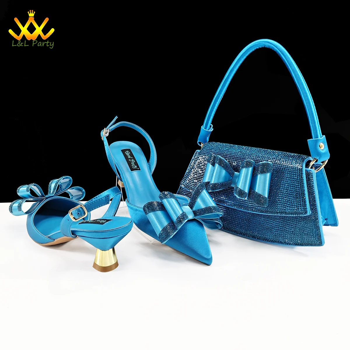 

2025 European Classics Fashion Italian Women Shoes and Bag Set in Sky Blue Retro Ladies Comfortable Mid Heels for Dress