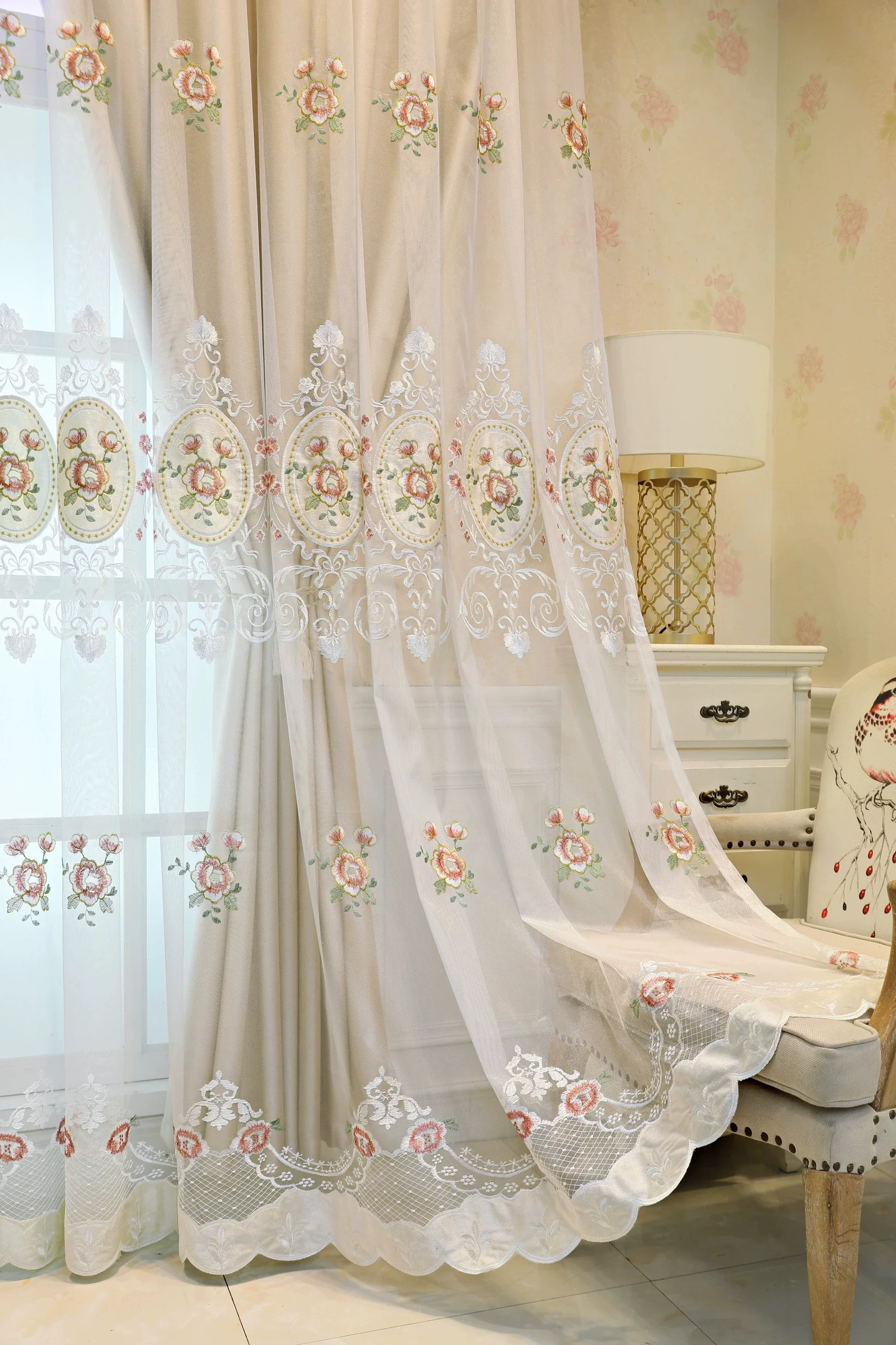 Retro Style Simple Embroidery Nordic Palace Style Red Flower Embroidery Curtains Living Room Bedroom Balcony Blackout Curtains
