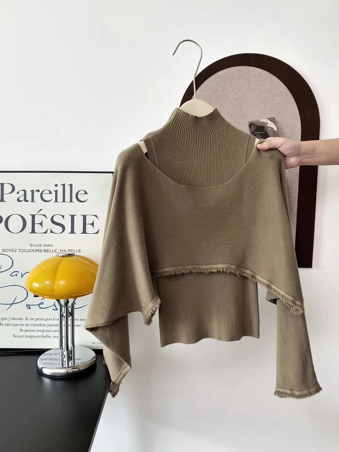 Suéter de Manga Longa Tricotado com Franjas, Novo Estilo 2025, Conjunto de Duas Peças para Mulheres, Tendência