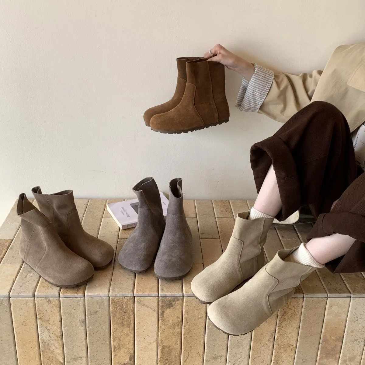 Mulheres tornozelo botas de neve apartamentos curto camurça de pelúcia botas quentes inverno moda botas conforto andando sof ao ar livre casual bota feminina