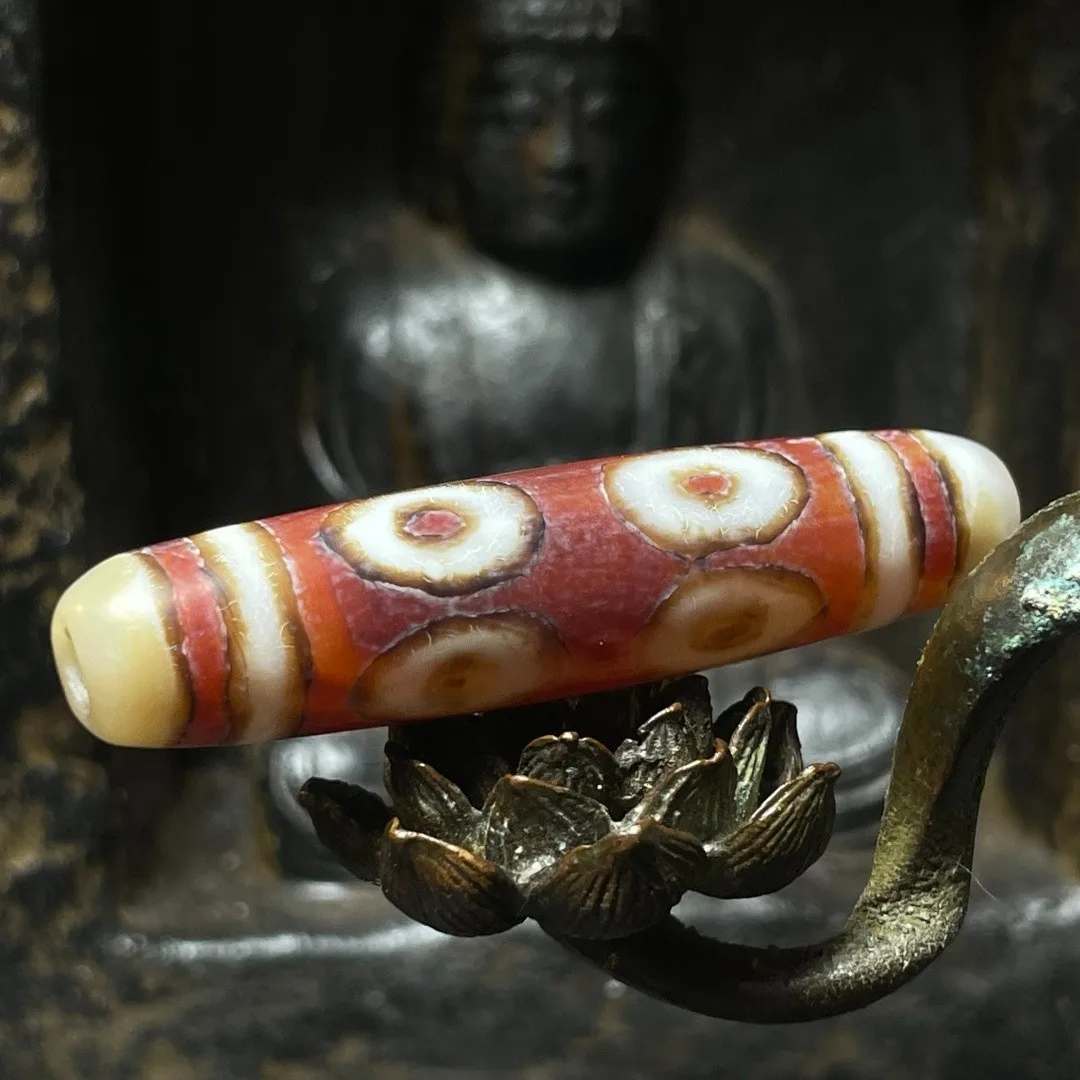 Tibetan Nepalese Himalayan Bead Ancient agate Old Dzi Talisman 8 eye Bead Amulet