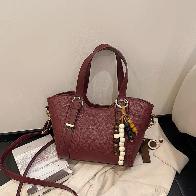 2025年新作 高級レディースショルダーバッグ、本革大容量多機能クロスボディトート、ヴィンテージシックなワークバッグ