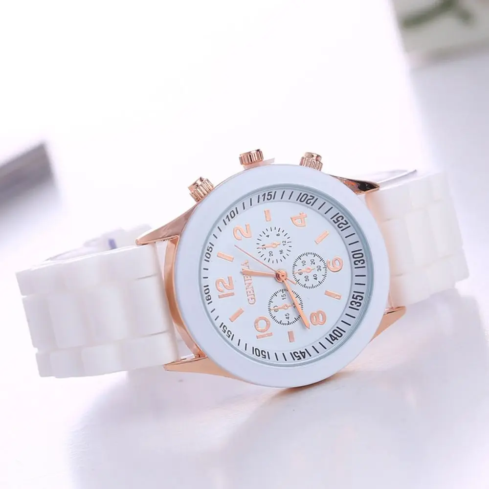 Fashion Silicone Strap Quartz Wristwatches Simple Casual Electronic Watch Women Sports Wrist Watches