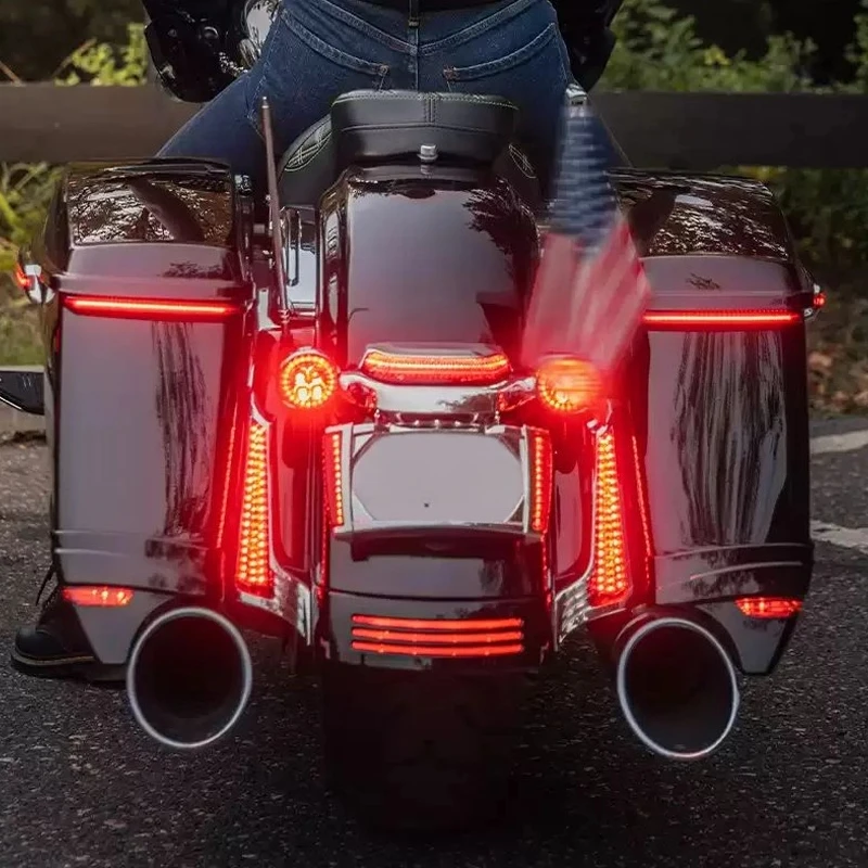 2xMotorcycle Rear Fender Led Side Lights Filler Panel Turn Signal Brake Lamp For Harley Touring Road King Street Glide 2014-2023