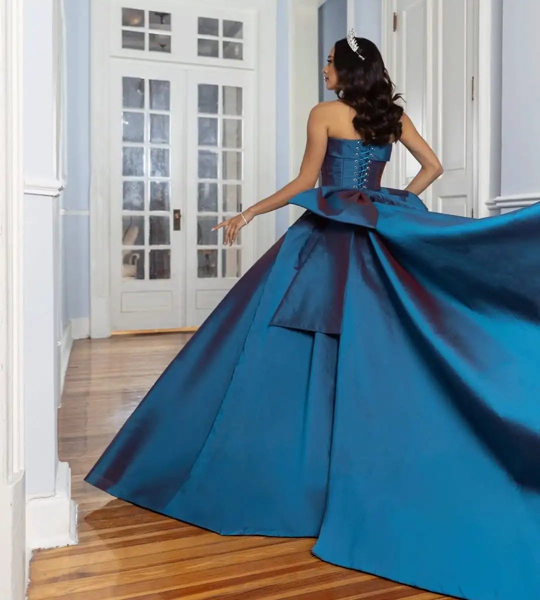 تخصيص رشيقة الساتان ألف خط كريستال 3D القوس مساء اللباس مزاجه أكمام حمالة الطابق طول فساتين المشاهير