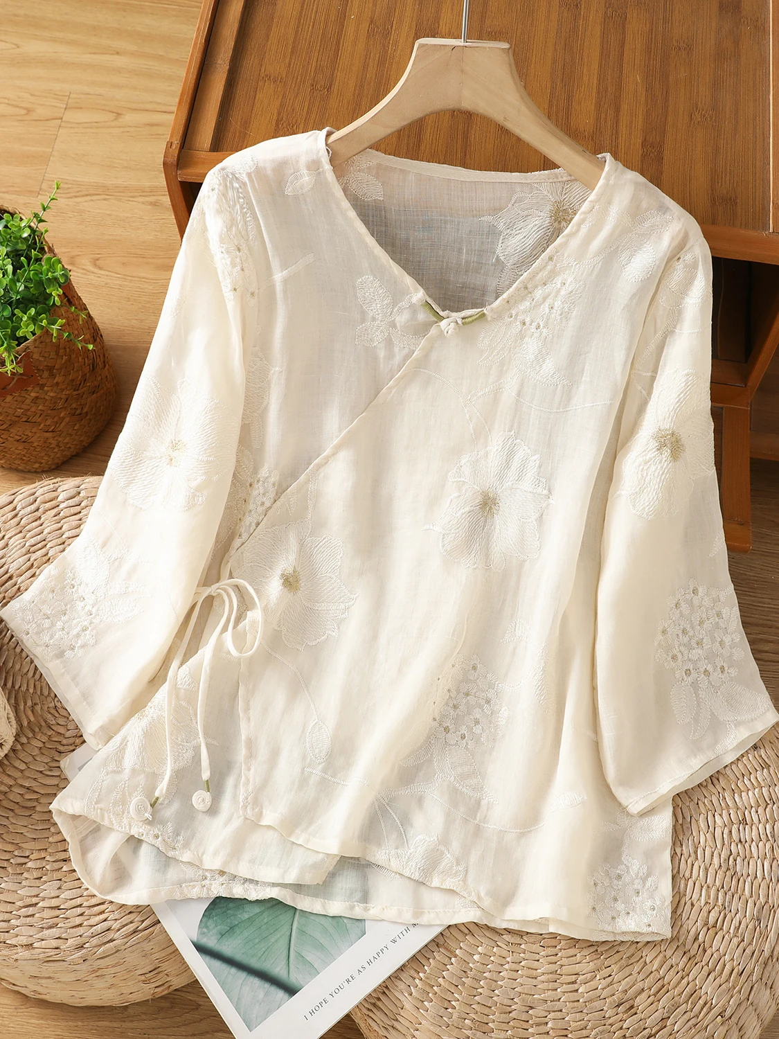 

Новый китайский женский льняной топ с вышивкой, свободный крой, летний модный тонкий топ с цветочным принтом, оригинальный дизайн, круглый Ne