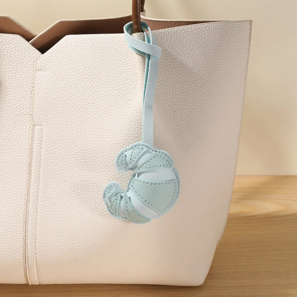 Pendentif tendance en cuir PU en forme de croissant, breloque de sac à la mode, décoration de sac colorée et créative, accessoires de bagages