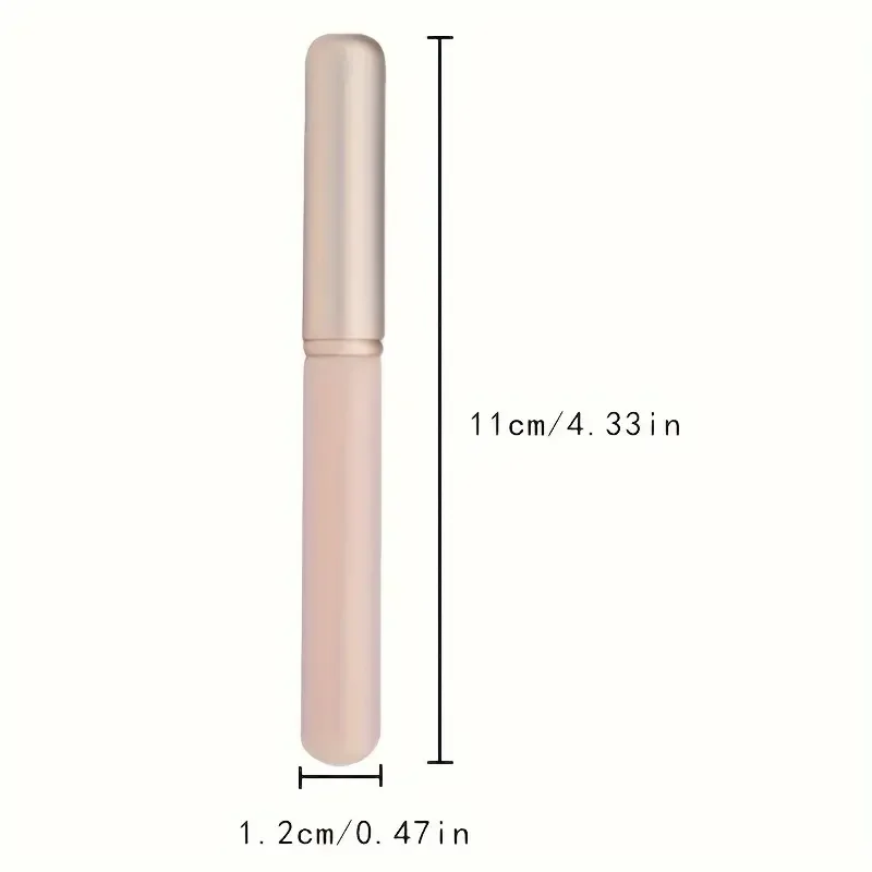 Profesjonalny pędzelek do szminki z okrągłą główką i nakładką, ręczny pędzelek do noszenia w dłoni, odpowiedni do wszystkich rodzajów skóry, aplikator do szminki.