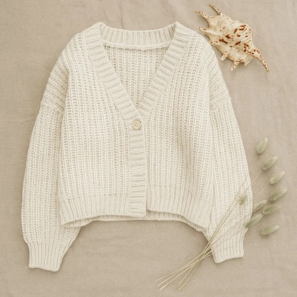 

Элегантный вязаный крючком свитер с длинными рукавами в сетку, свободный милый трикотаж в консервативном стиле, женские топы, осенне-весенние тонкие укороченные пальто для девочек