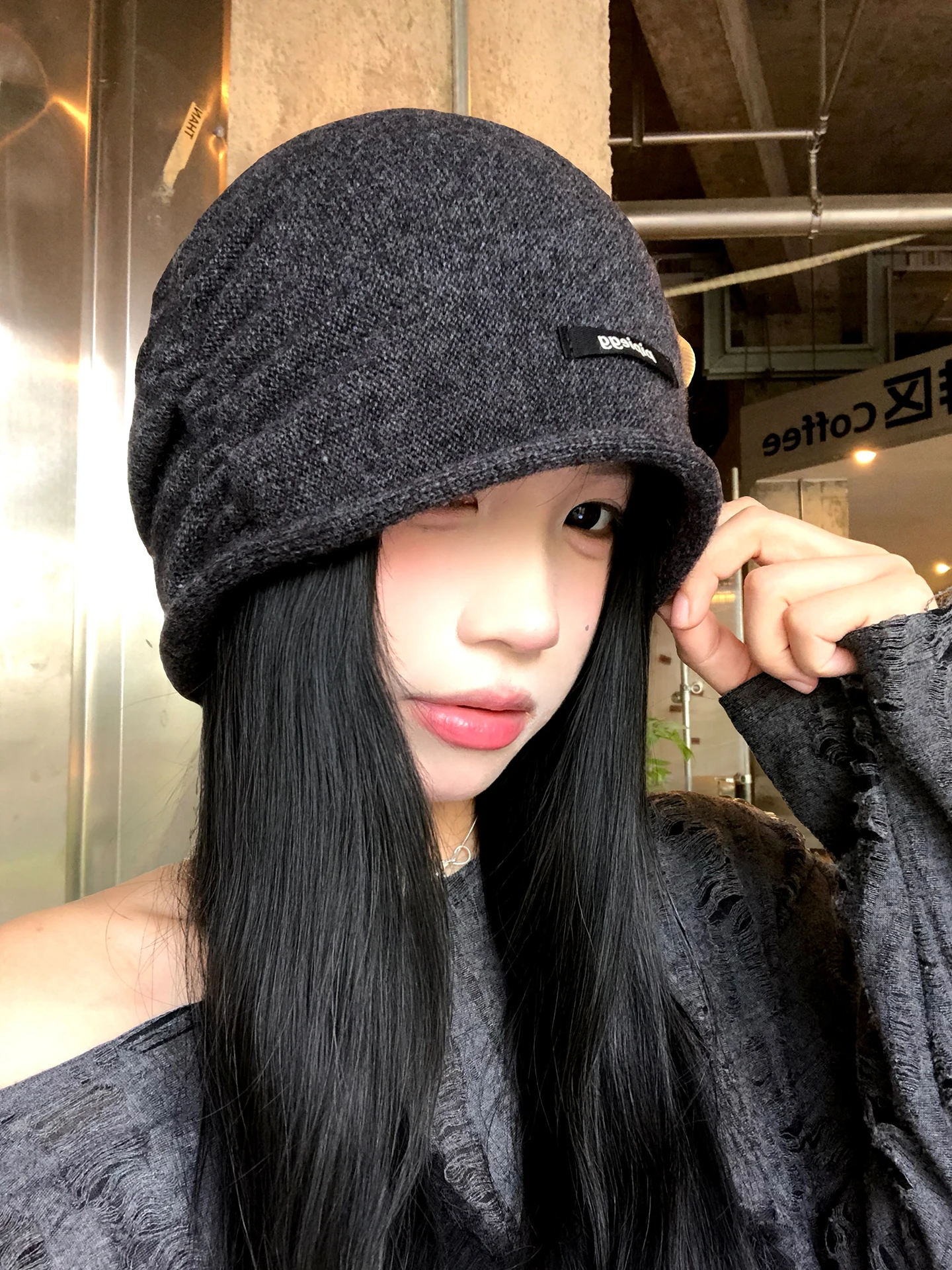 Beanie Cuffed Knit - Gorro Feminino de Tricô Simples Estilo