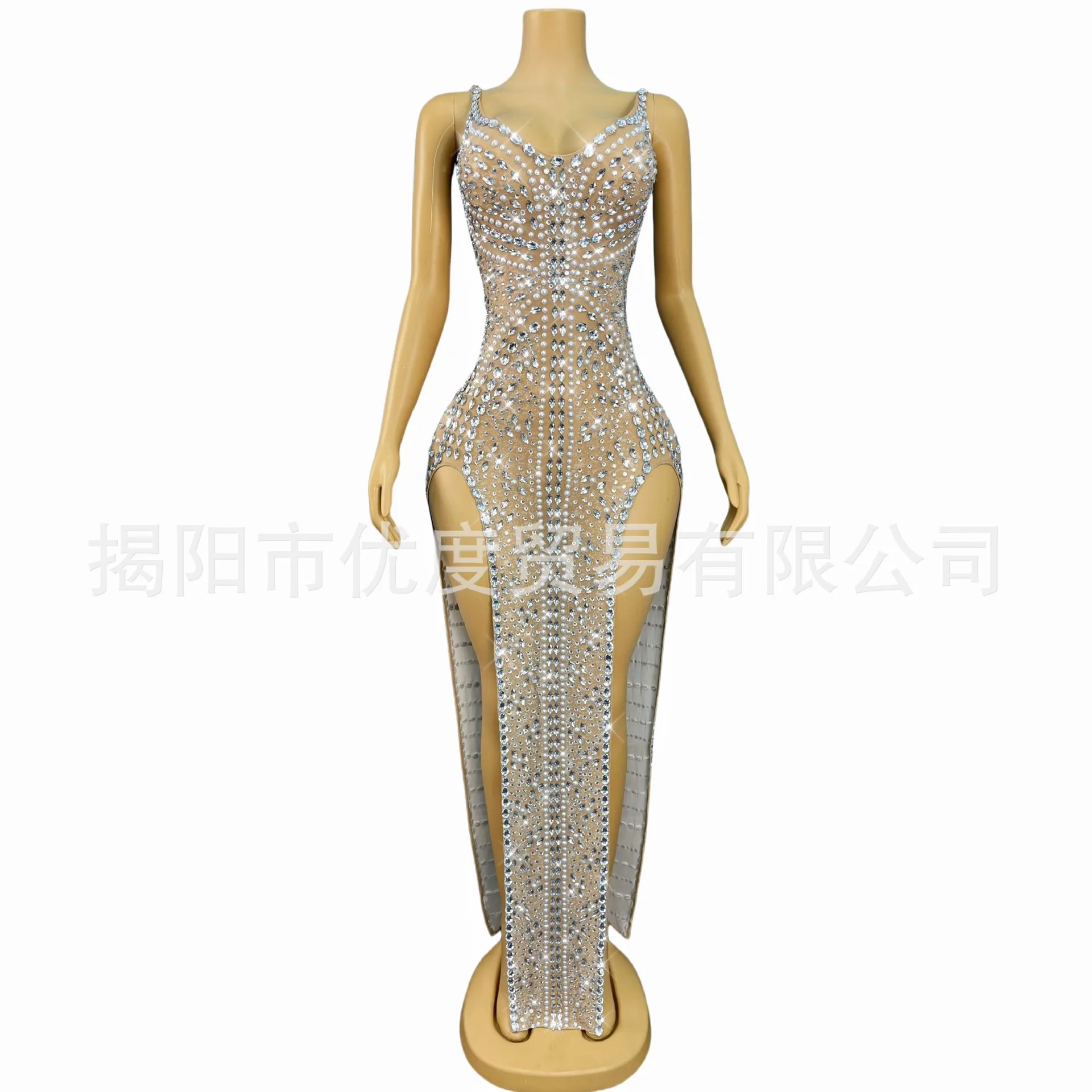 

2026Сексуальное платье без рукавов с двойным разрезом и серебряными стразами, танцевальное платье с кристаллами Heavy Industries, костюм для дня рождения, двойное открытое