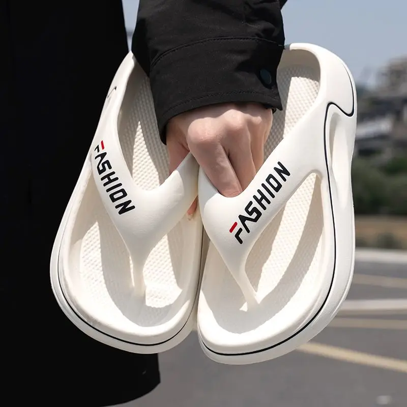 

Men's EVA Flip Flops for Summer Beach Anti-Slip Soft Sole Outdoor Sandals Trendy Wear-Resistant Toe-Post Slippers New Style