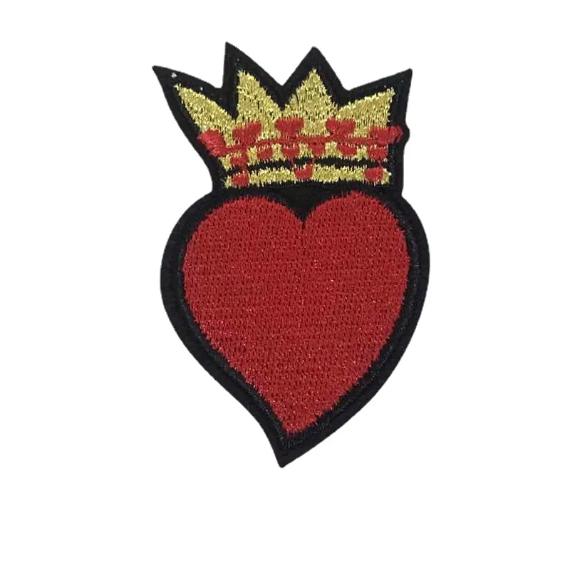 1 Pcs Heart Embroidered Patch Personalized Dress Badge DIY Skirt T-Shirt Backpack Fusible Patch Iron Patches Clorhing Stickers