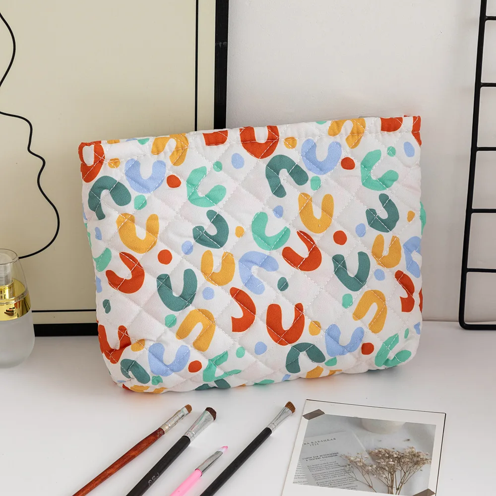 New Korean Large Capacity Cosmetic Bag Women Floral Printed Makeup Bag Makeup Pouch Female Clutch Bag Travel Cosmetic Organizer