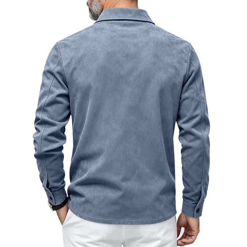 Herren-Freizeitjacke aus Kunstwildleder mit Kragen, langen Ärmeln, Knopfleiste vorne und Brusttaschen, geeignet für Frühling und Herbst. – Detail 9