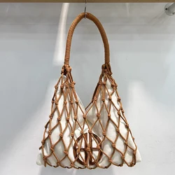 Bolsos de playa delgados ahuecados para mujeres Bolsos y monederos de diseñador de lujo 2024 Nuevo en cuerda de nailon Lona trenzada Bolsillo interior Tejido Asa superior Bolso de hombro para axilas alta calidad