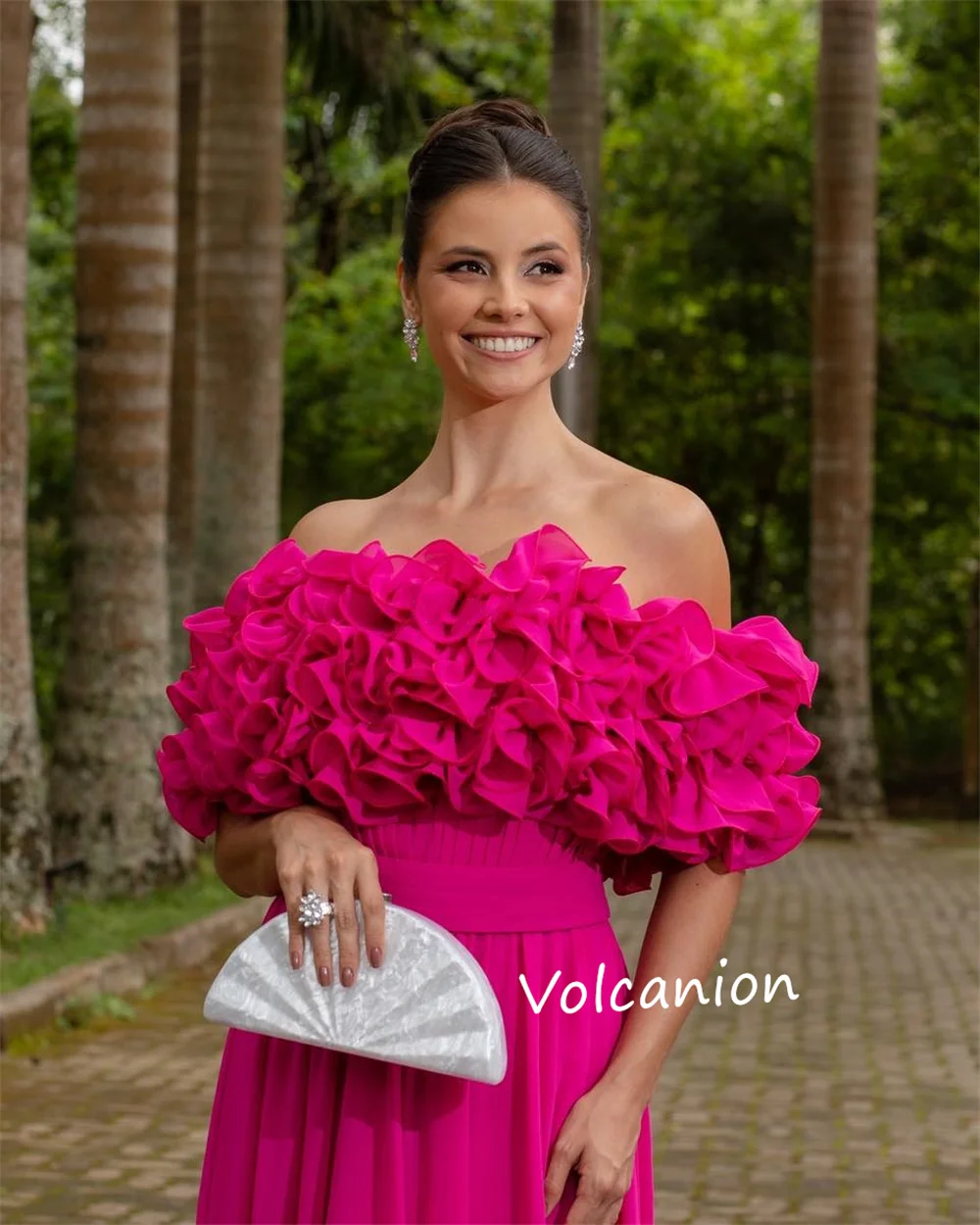 Abiti lunghi personalizzati con pieghe a fiori fatti a mano A-line con spalle scoperte Occasioni su misura Festa di ballo Squisita abbinamento formale