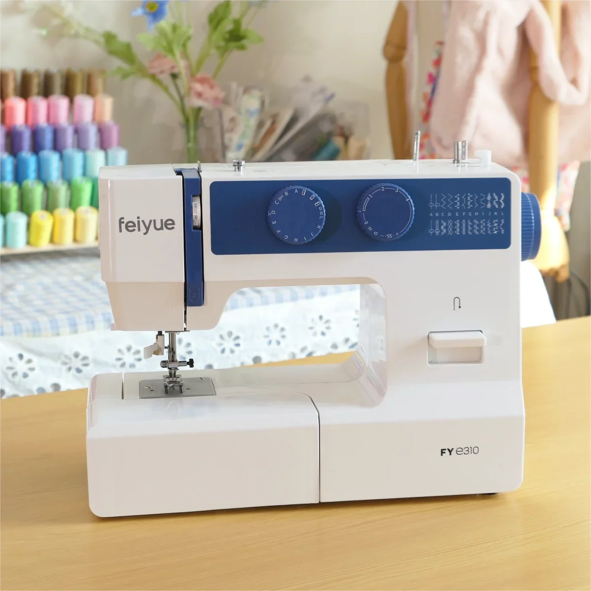 Leap Sewing Machine Home Small Electric Desktop Sewing Machine Automatic Double Needle FYe310 Blue Lock Edge Thick Eating