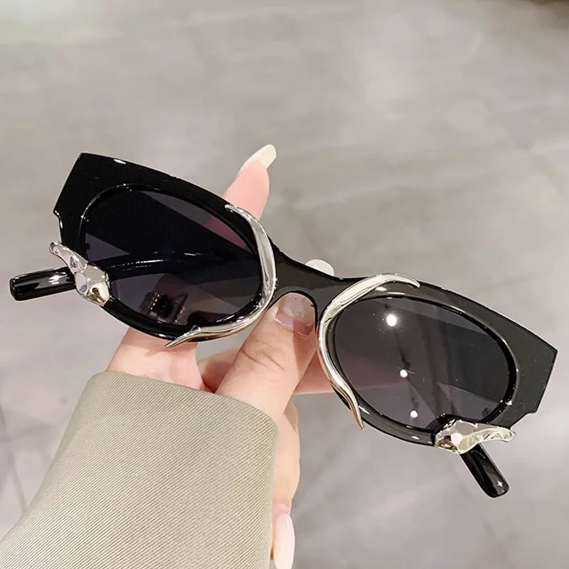 Unisex Y2k Sunglasses with Snakes Fashion Vintage Oval Men's Women's Shades Eyewear Retro Luxury Brand Design UV400 Sun Glasses