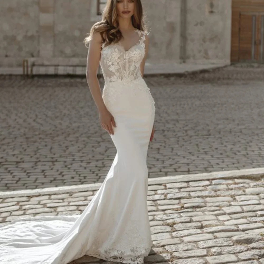 

Classic Mermaid Applique Sleeveless Wedding Dress V-Neck Bridal Floor Length Jersey Illusion Back Sweep Train Marriage Gowns