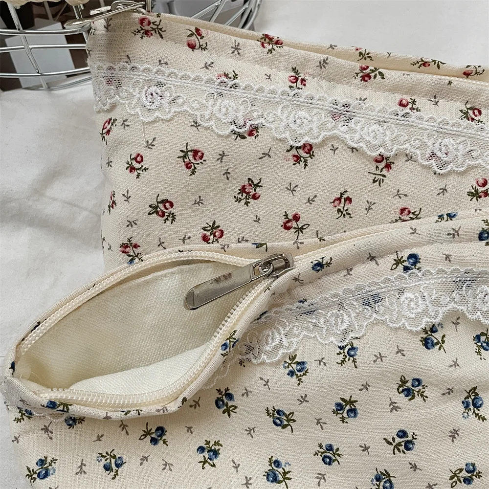 กระเป๋าเก็บของความจุขนาดใหญ่ลายดอกไม้, กระเป๋าใส่เหรียญเครื่องสําอางลิปสติกจัดระเบียบกระเป๋า, กระเป๋าใส่อุปกรณ์อาบน้ํากลางแจ้ง, กระเป๋าโทรศัพท์มือถือ, กระเป๋าแต่งหน้า