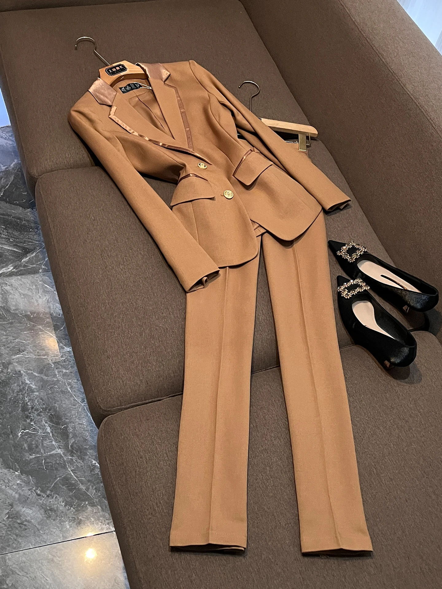 

Business Professional Women's Suit Set Long Sleeve Slim Fit Two Piece Set High End Personality Office Wear Spring 2026