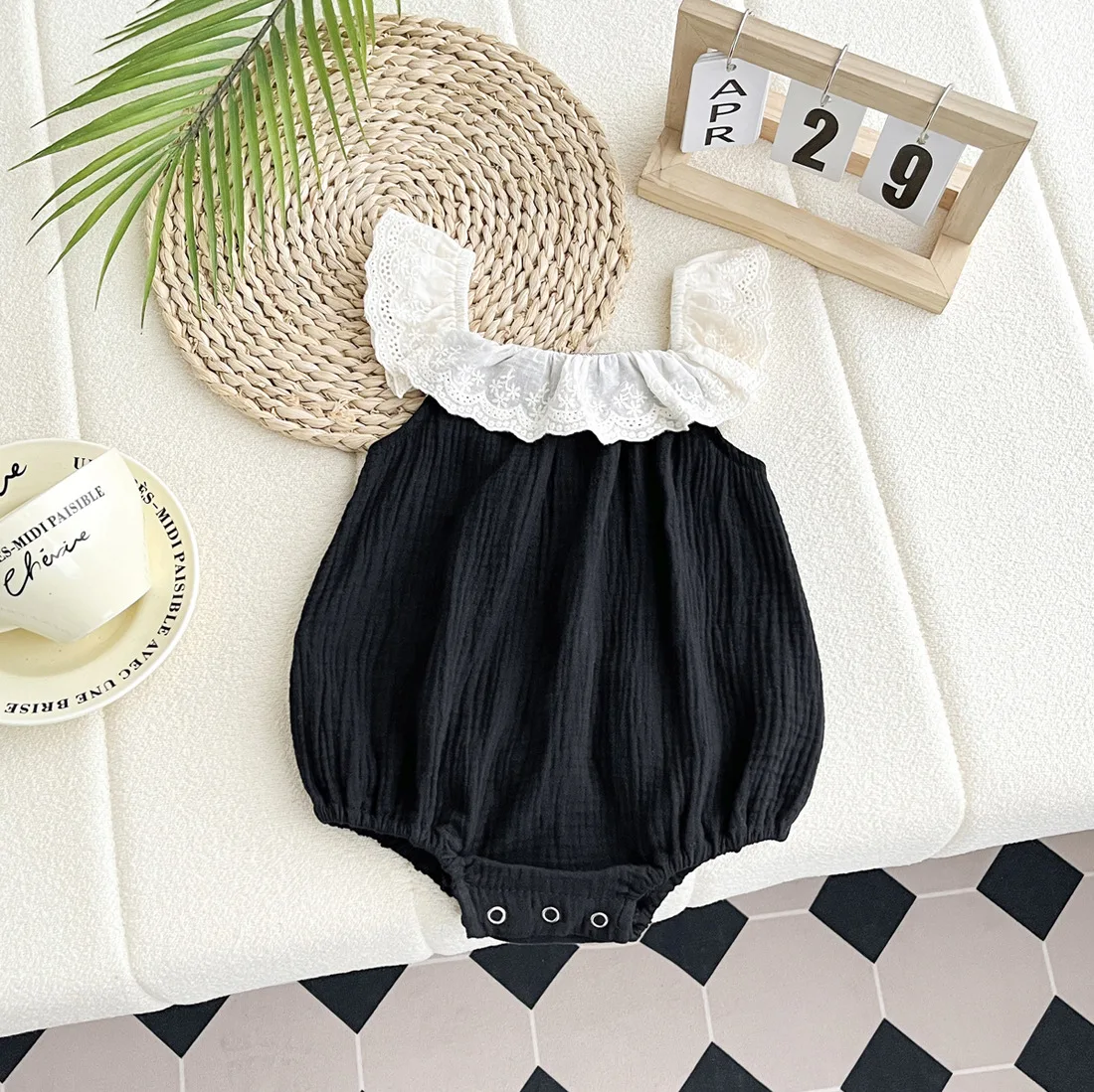 2026 New Spring Summer Baby Girl Lace Rompers Cotton Yarn Suspender Rompers Baby Girl Solid Jumpsuit