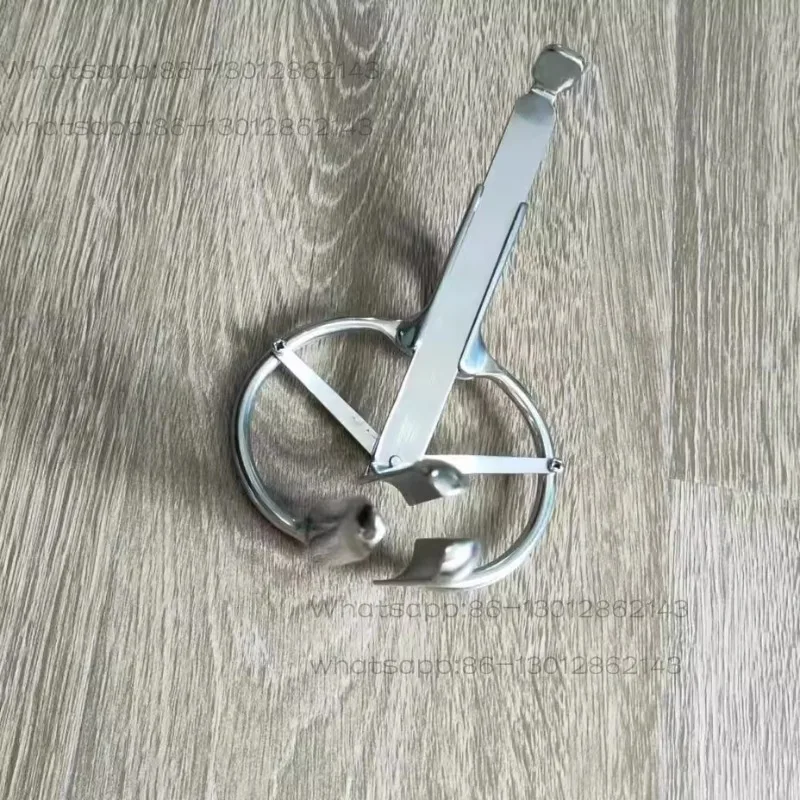 Stainless steel trilobal anoscope, hand-pushed anorectal instrument retractor, speculum expansion mirror