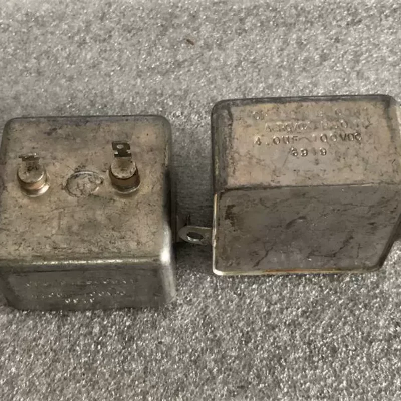 Antique American AEROVOX 4UF 100V 405K Fever Gallbladder Machine Coupled Oil Immersed Infinite Capacitor