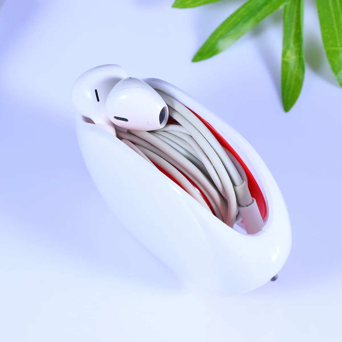 Automatic Earphone Storage Box White Portable Travel Line Cables Reel Holder Organizer Container Case