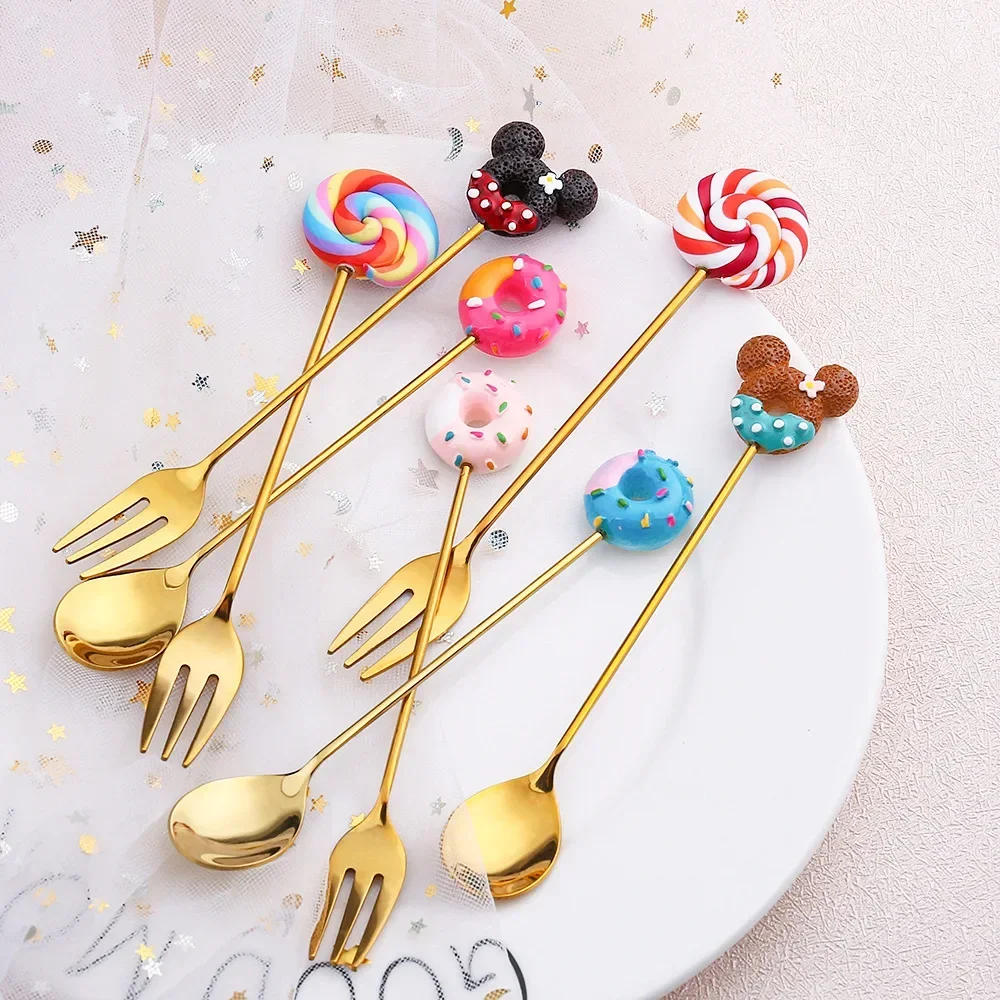 Cuchara pequeña de dibujos animados para mujer y niño, tenedor de postre de acero inoxidable, piruleta arcoíris, rosquilla, Macaron, regalo de Año